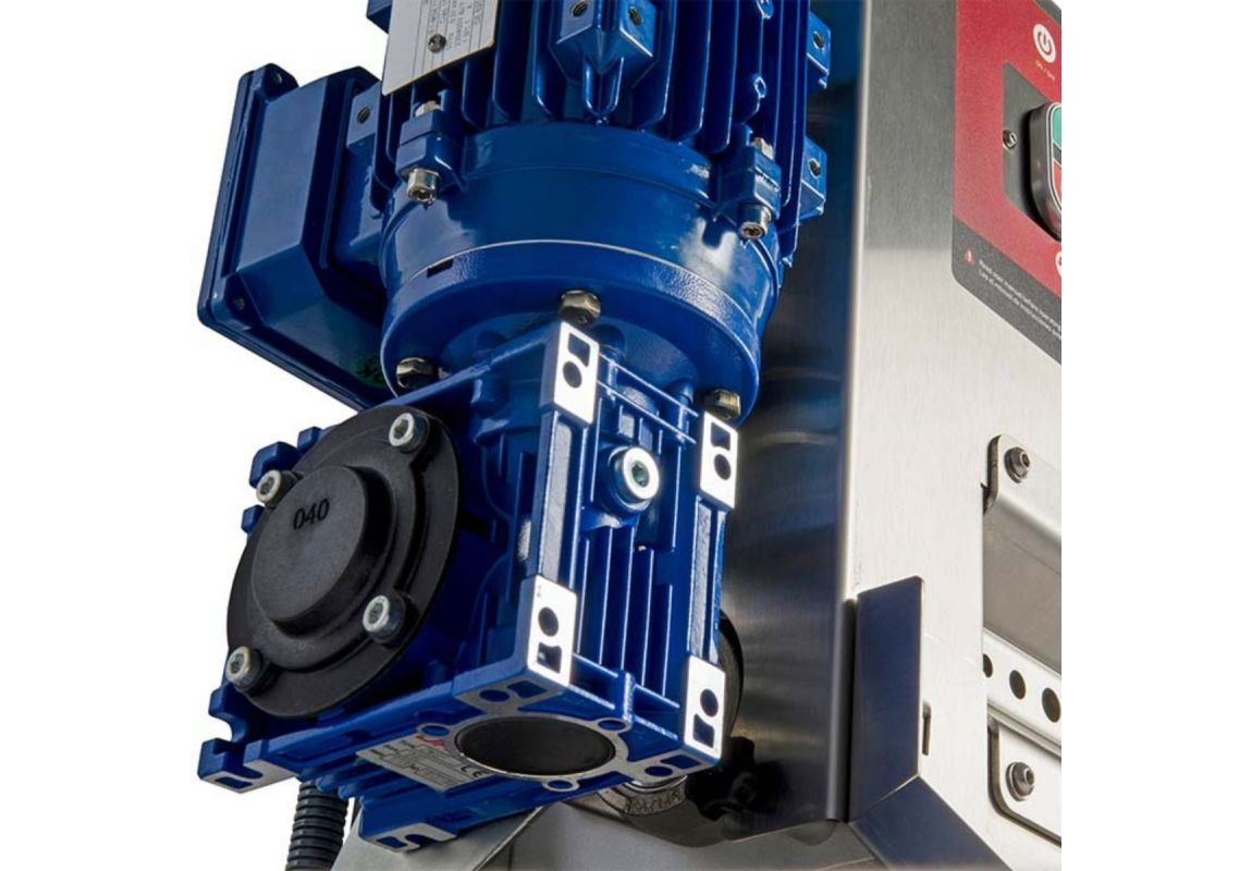 Master Trimmers Bucker 200